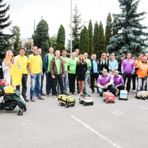  Všechny týmy pohromadě před hlavním závodem.