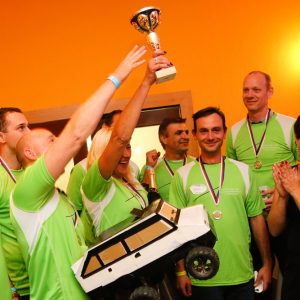 A vítězný tým zelených i s úžasnou paní ředitelkou firmy WABCO, hlavním organizátorem akce pro své partnery.